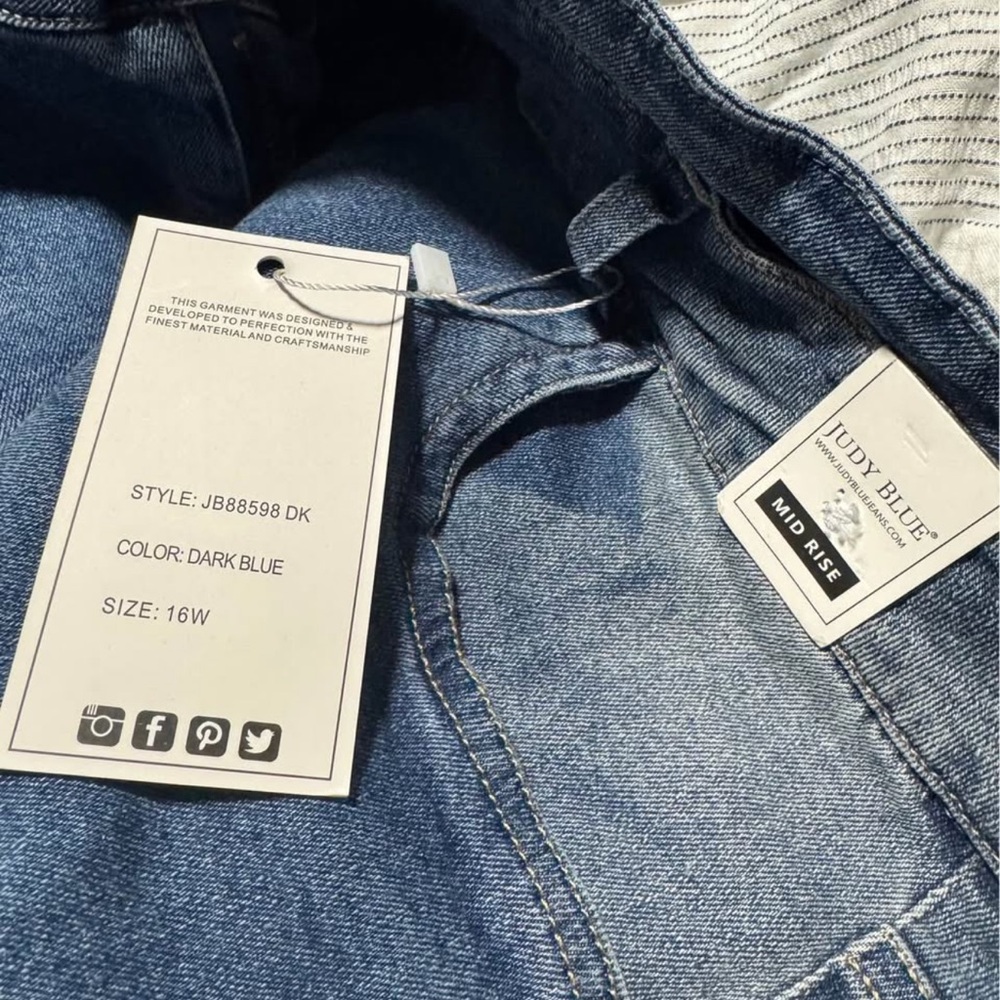 Judy Blue Women’s  Blue Jeans